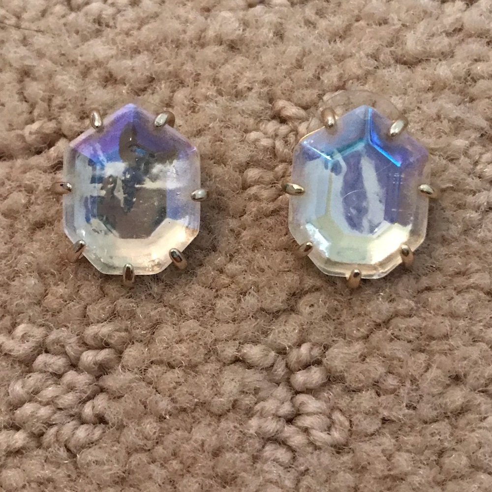 Kendra Scott studs